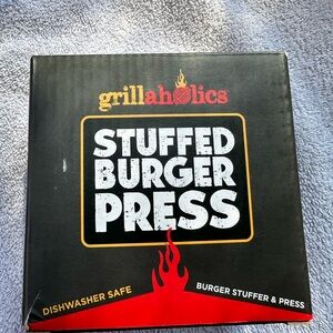 Grillaholics Stuffed Burger Press & Hamburger Maker - Non Stick Hamburger - NEW